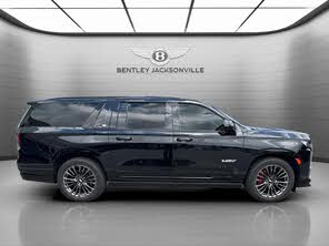 2023 Cadillac Escalade ESV V-Sport — photo 6